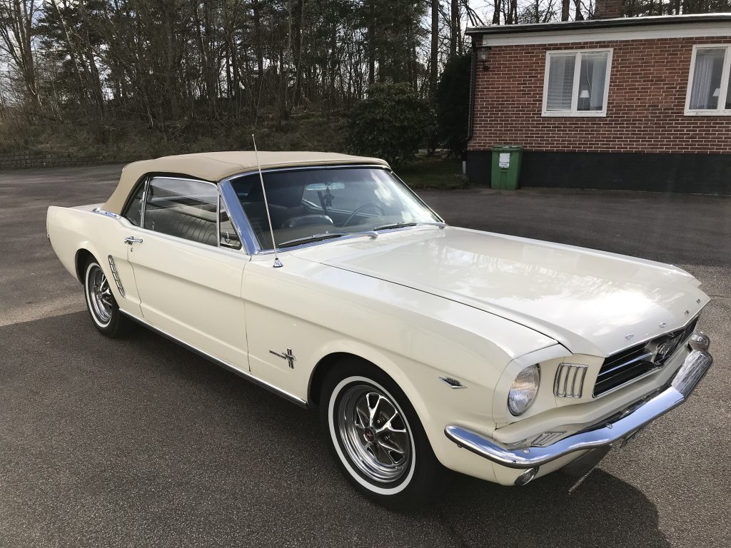 Houben Classic Mustang Cabrio